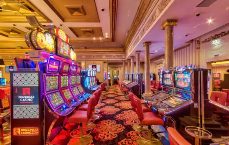 8g88 ကတ်ဂိမ်း Poker Blackjack Dragon Tiger လောင်ကစားနည်း နှိုင်းယှဉ်ချက်